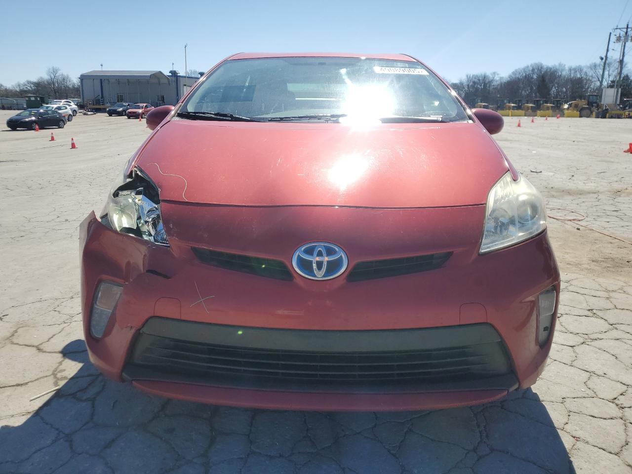 2015 TOYOTA PRIUS - Фото 5