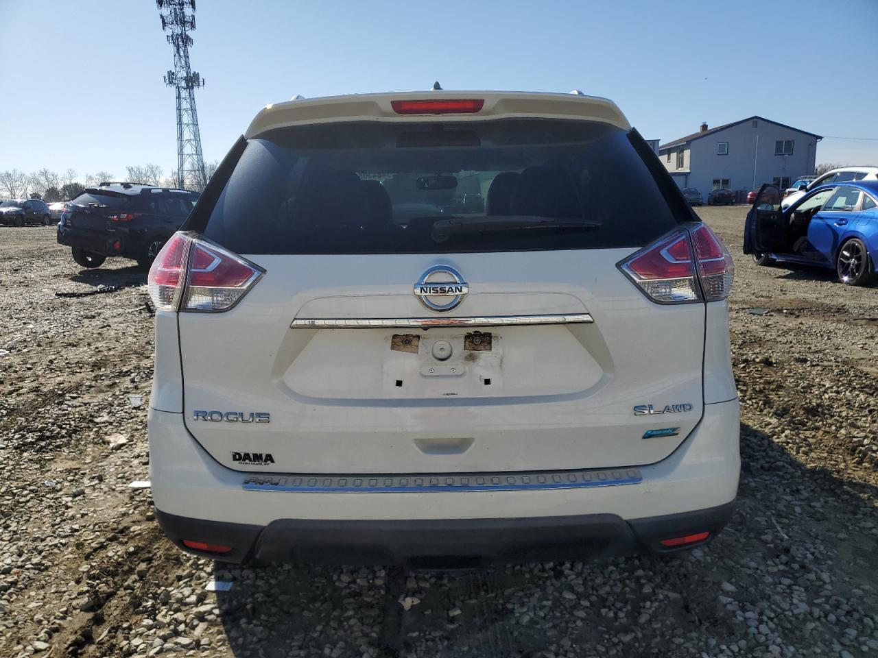 2014 NISSAN ROGUE S - Image 6