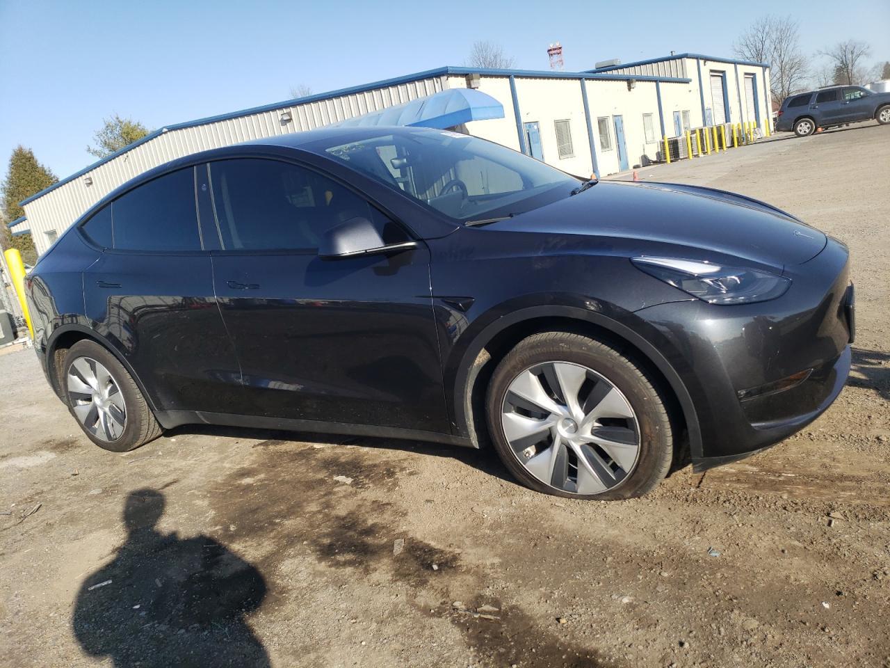 2024 TESLA MODEL Y - Фото 4
