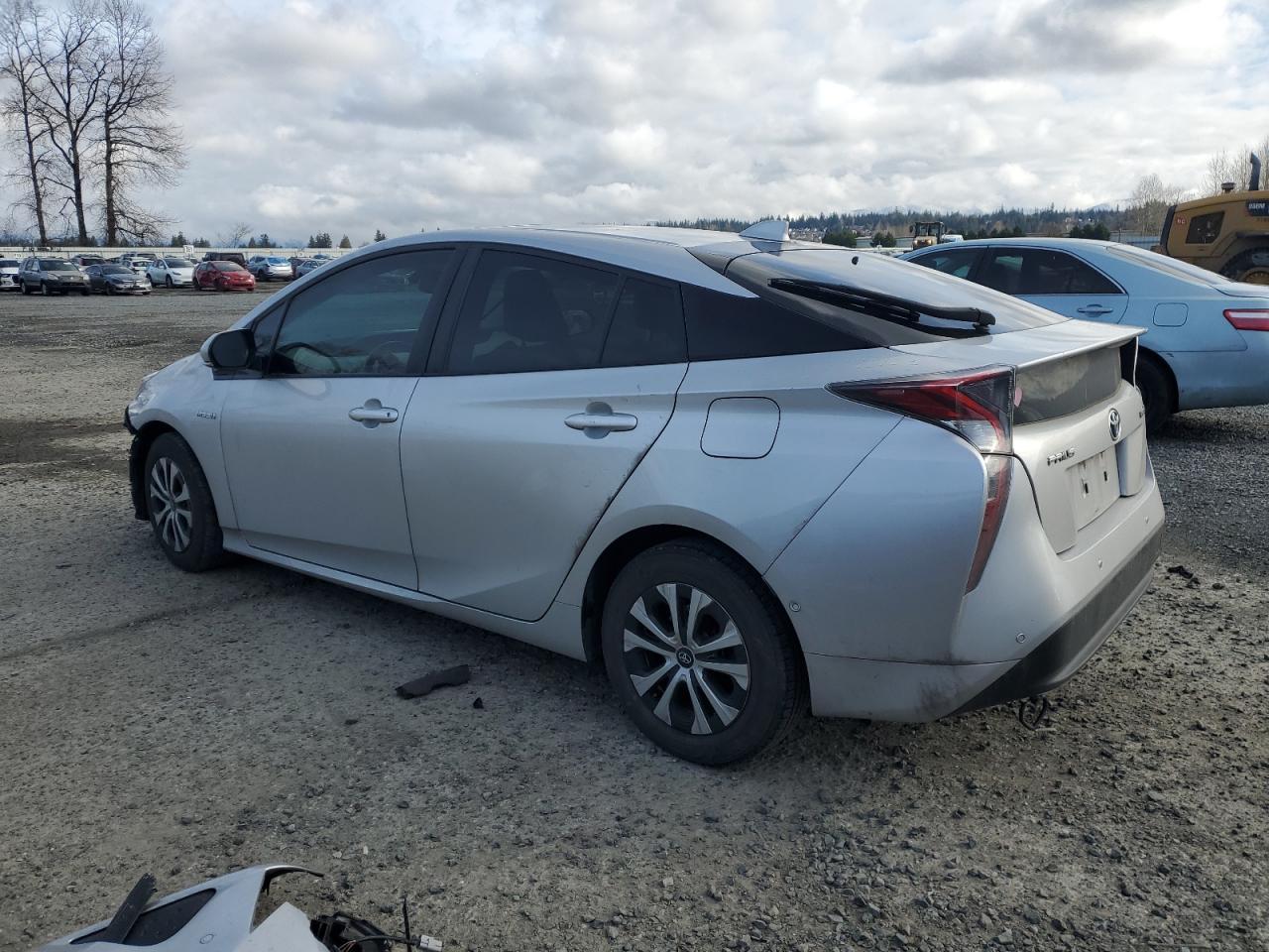2016 TOYOTA PRIUS - Фото 2