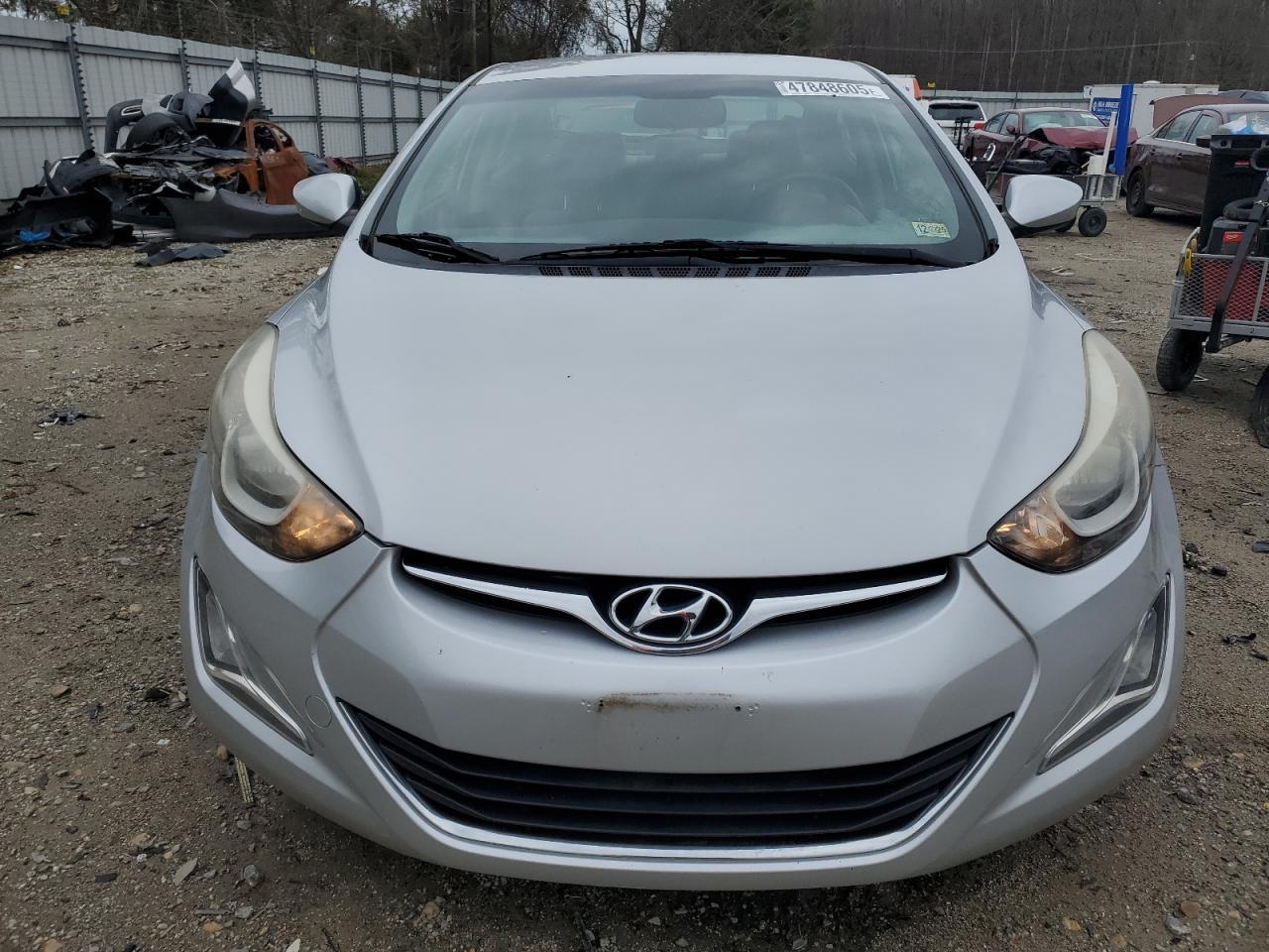 2014 HYUNDAI ELANTRA SE - Image 5