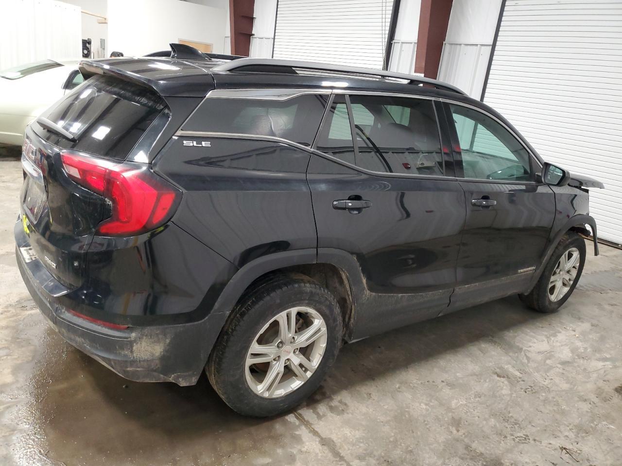 2018 GMC TERRAIN SL - Image 3