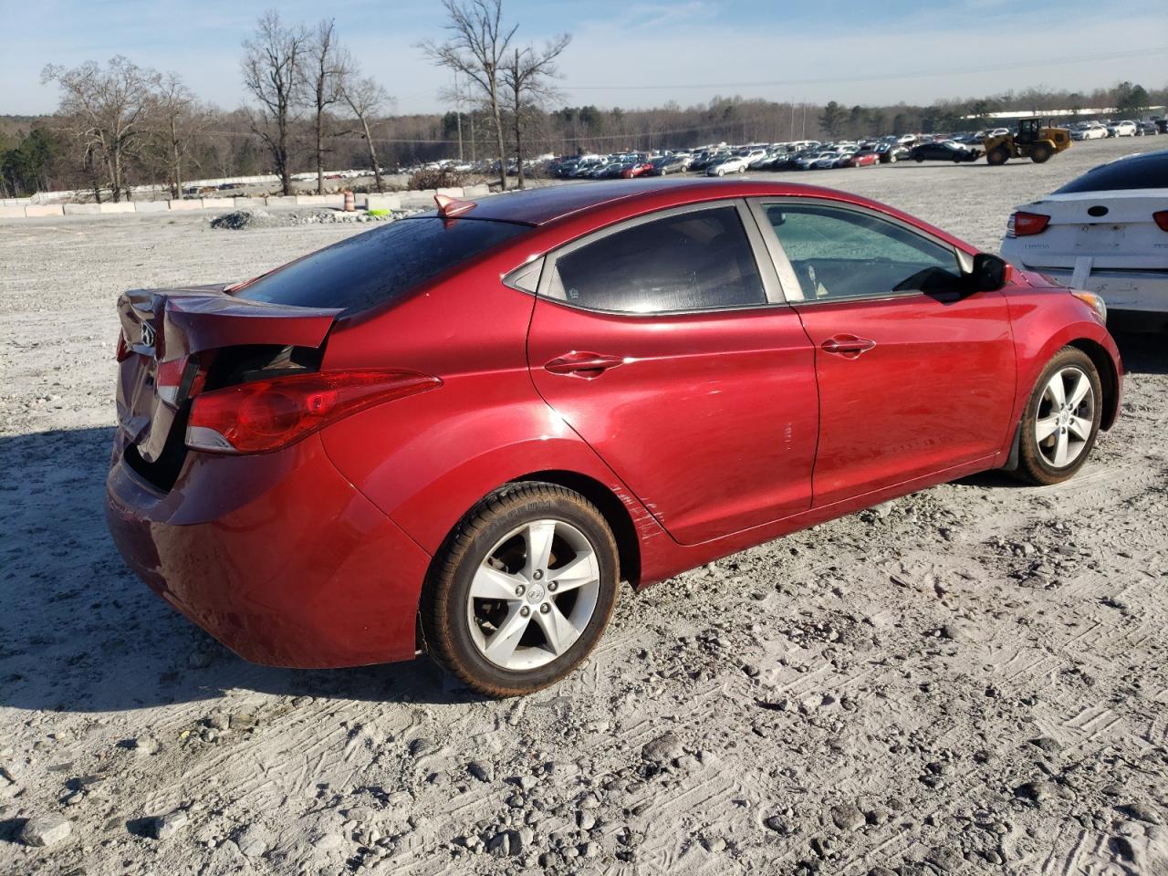 2013 HYUNDAI ELANTRA GL - Image 3