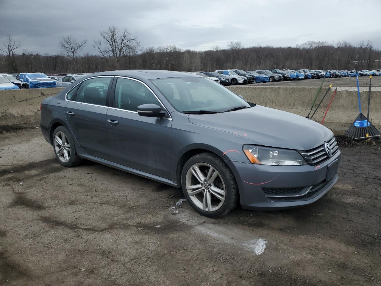 2014 VOLKSWAGEN PASSAT SE - Фото 4