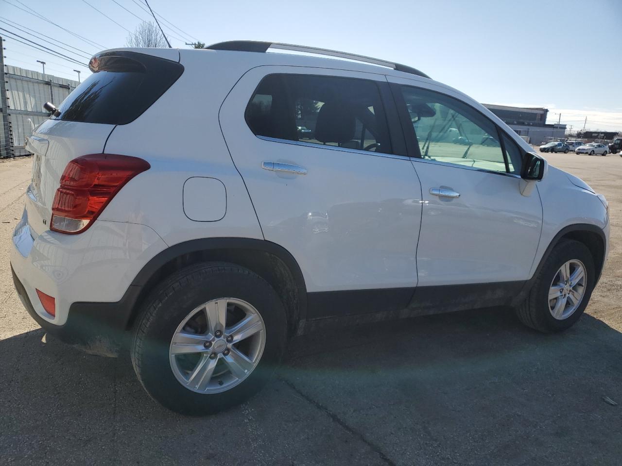 2019 CHEVROLET TRAX 1LT - Фото 3