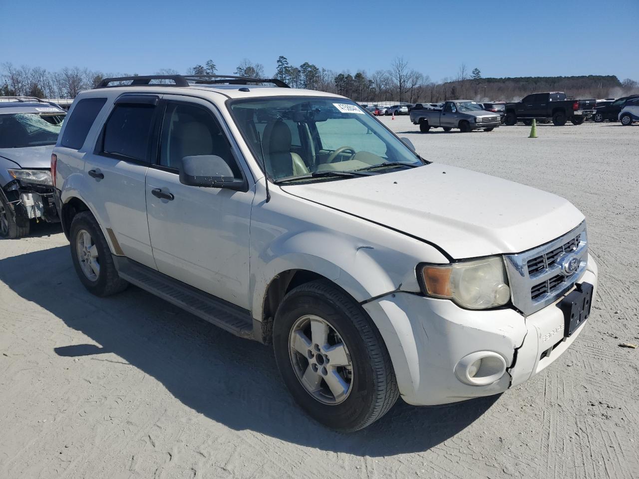 2010 FORD ESCAPE XLT - Фото 4