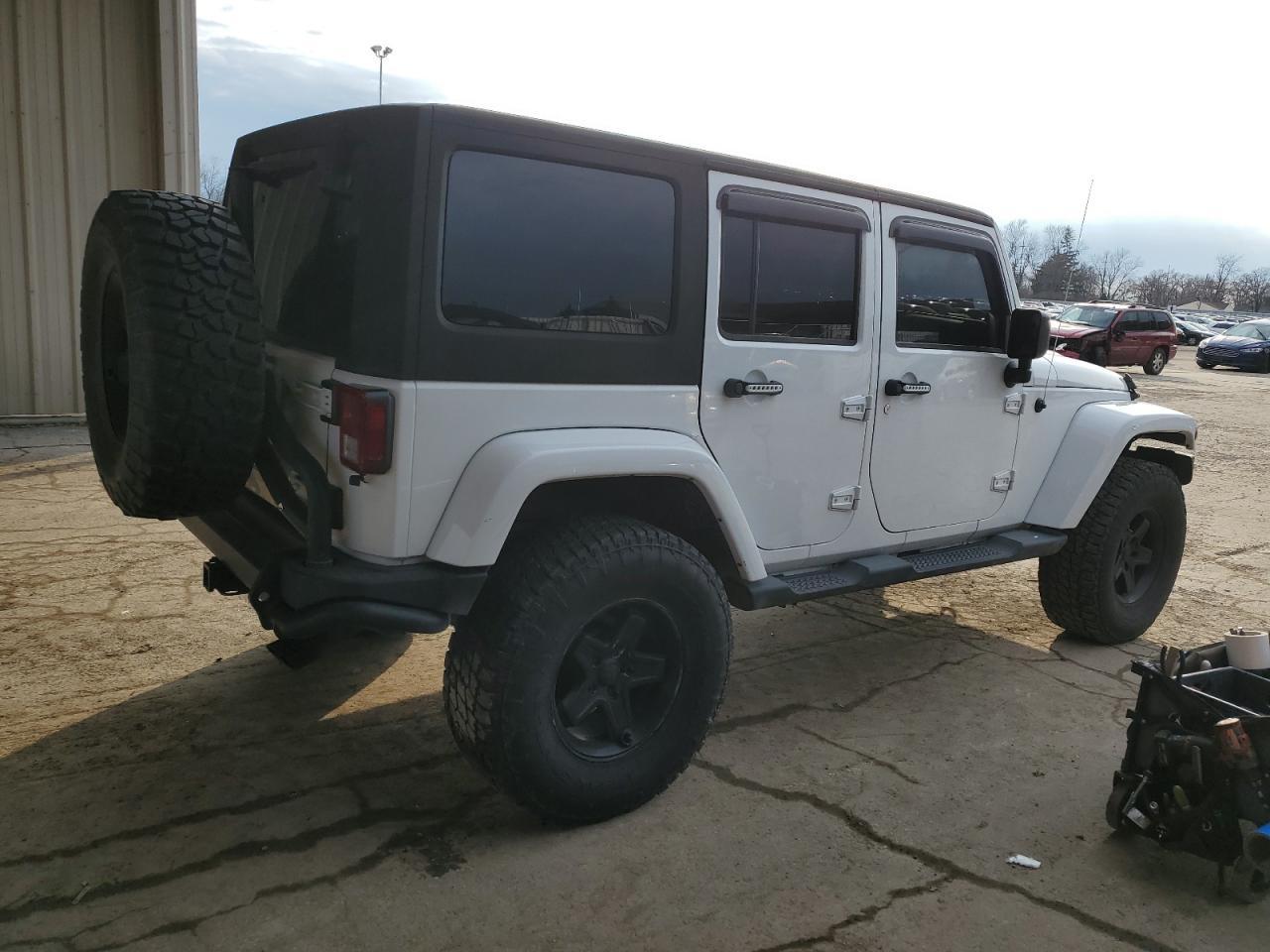 2012 JEEP WRANGLER U - Image 3