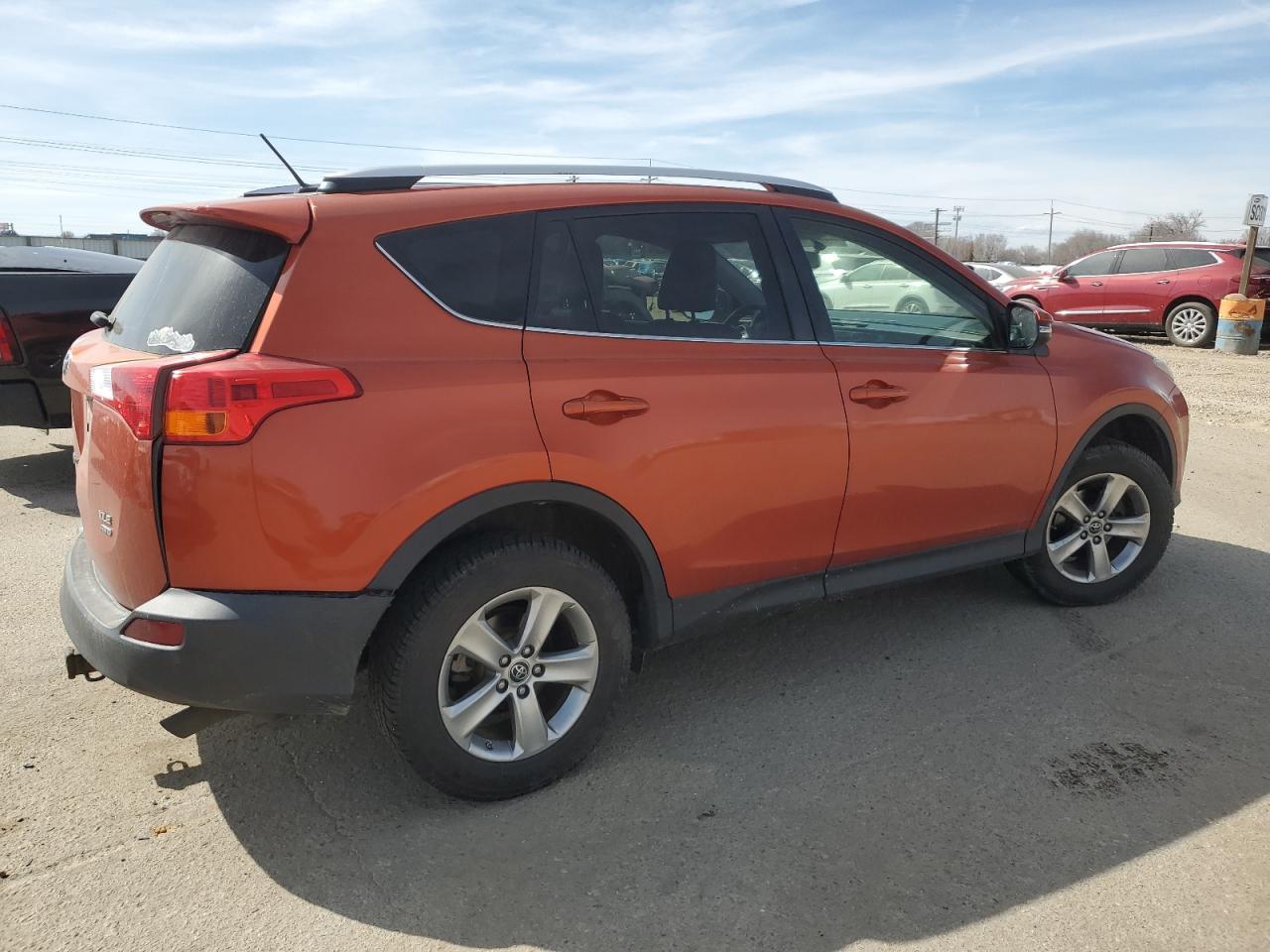 2015 TOYOTA RAV4 XLE - Фото 3