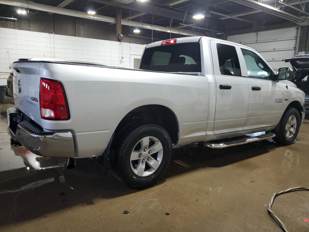2018 RAM 1500 ST - Фото 3
