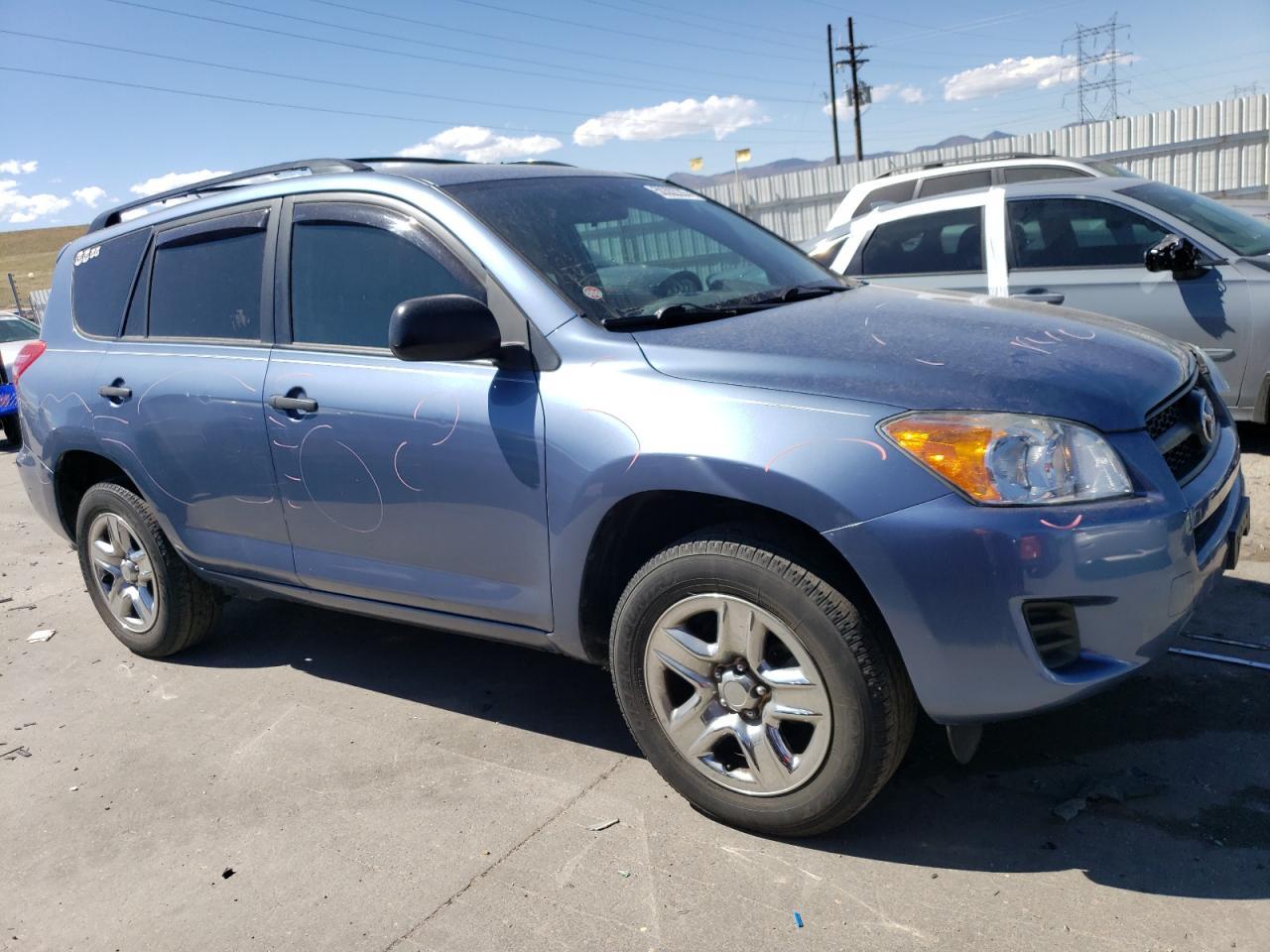2011 TOYOTA RAV4 - Фото 4