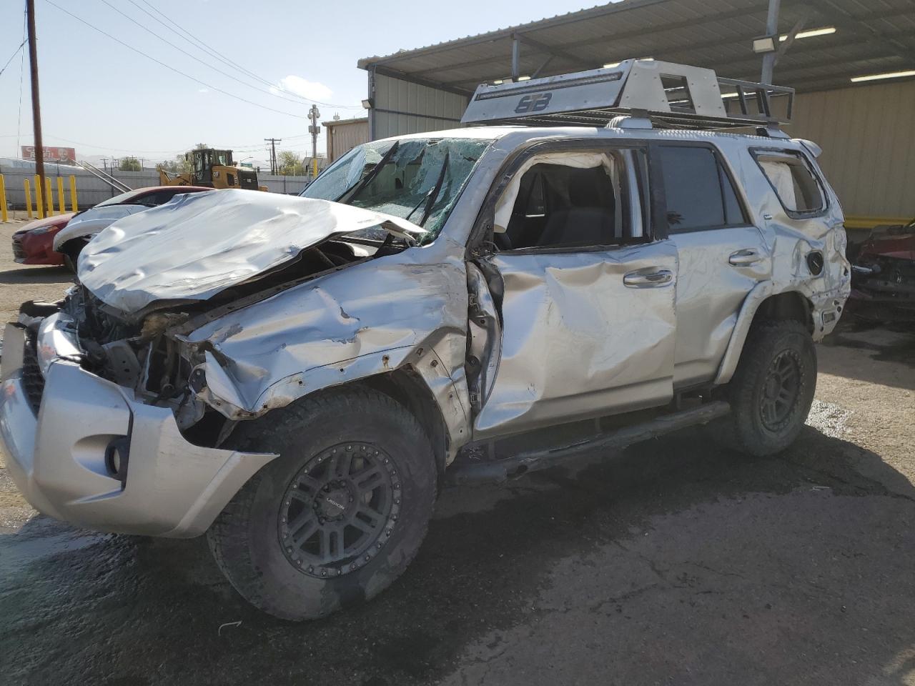 2017 TOYOTA 4RUNNER SR