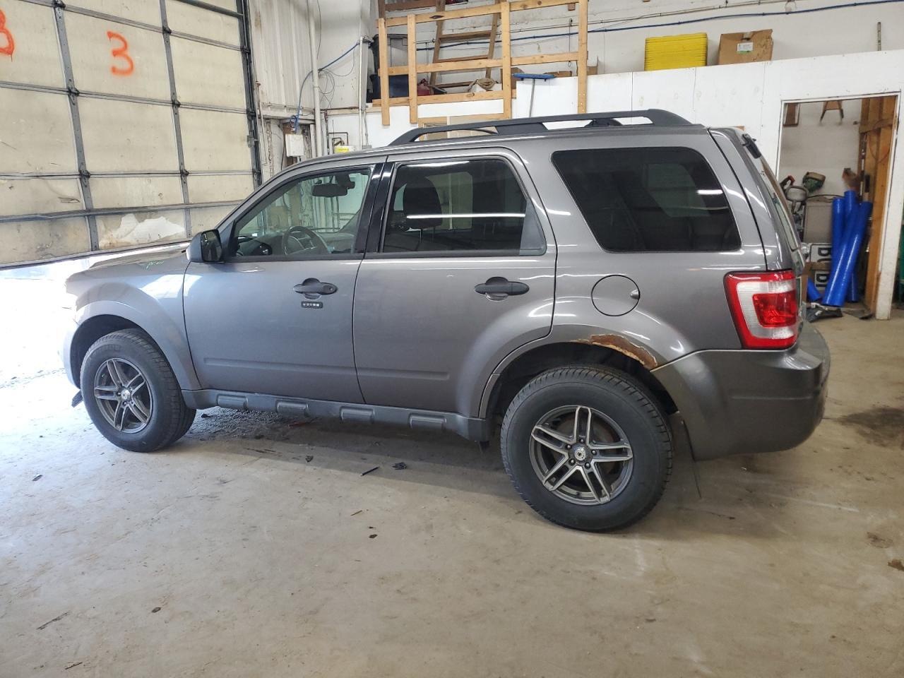 2012 FORD ESCAPE XLT - Image 2