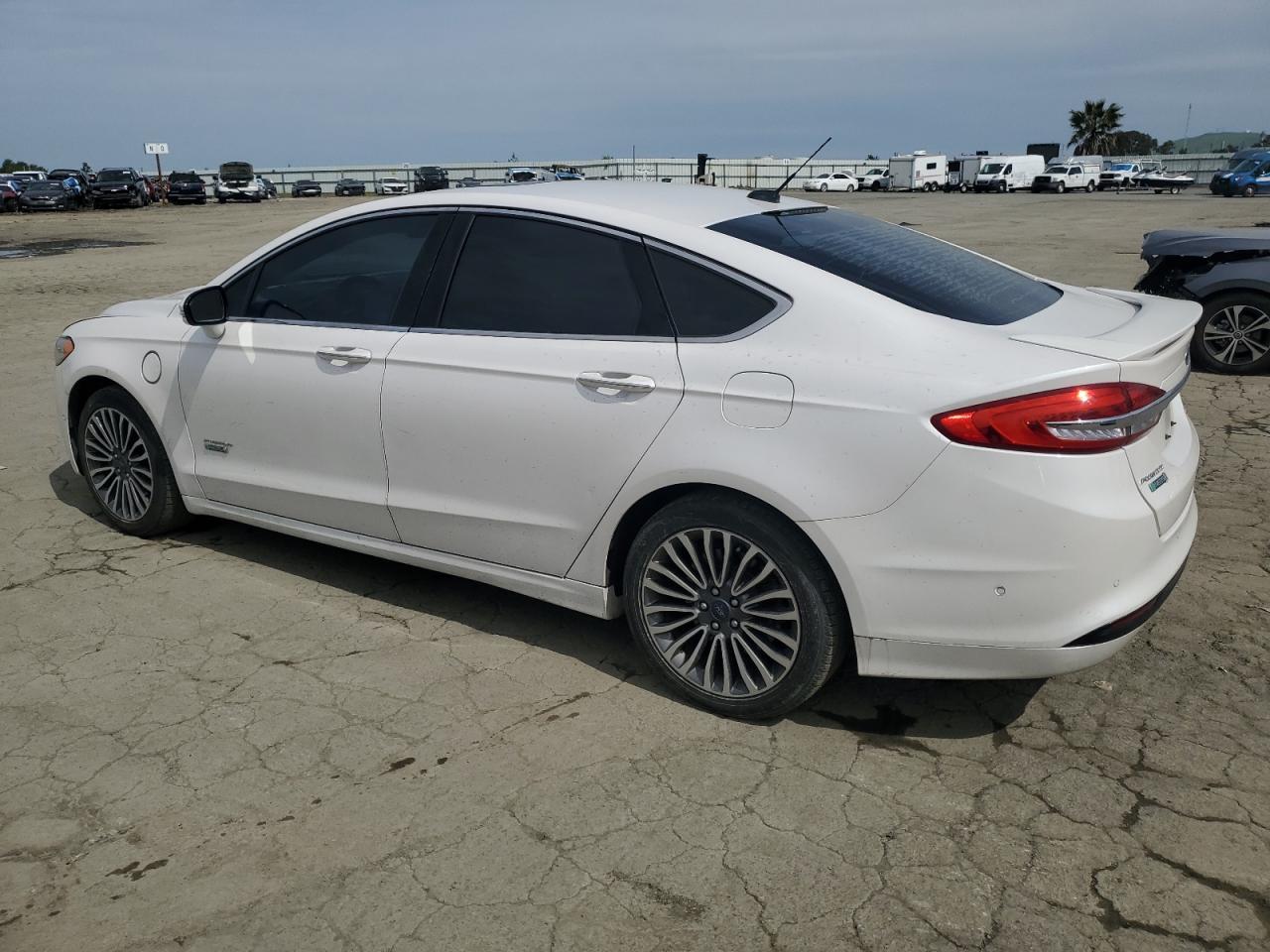 2017 FORD FUSION TIT - Фото 2