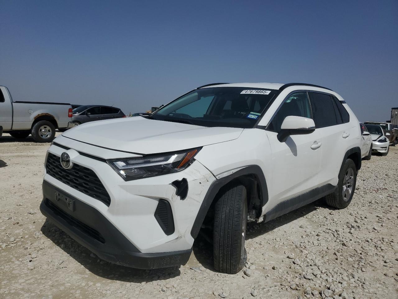 2022 TOYOTA RAV4 XLE
