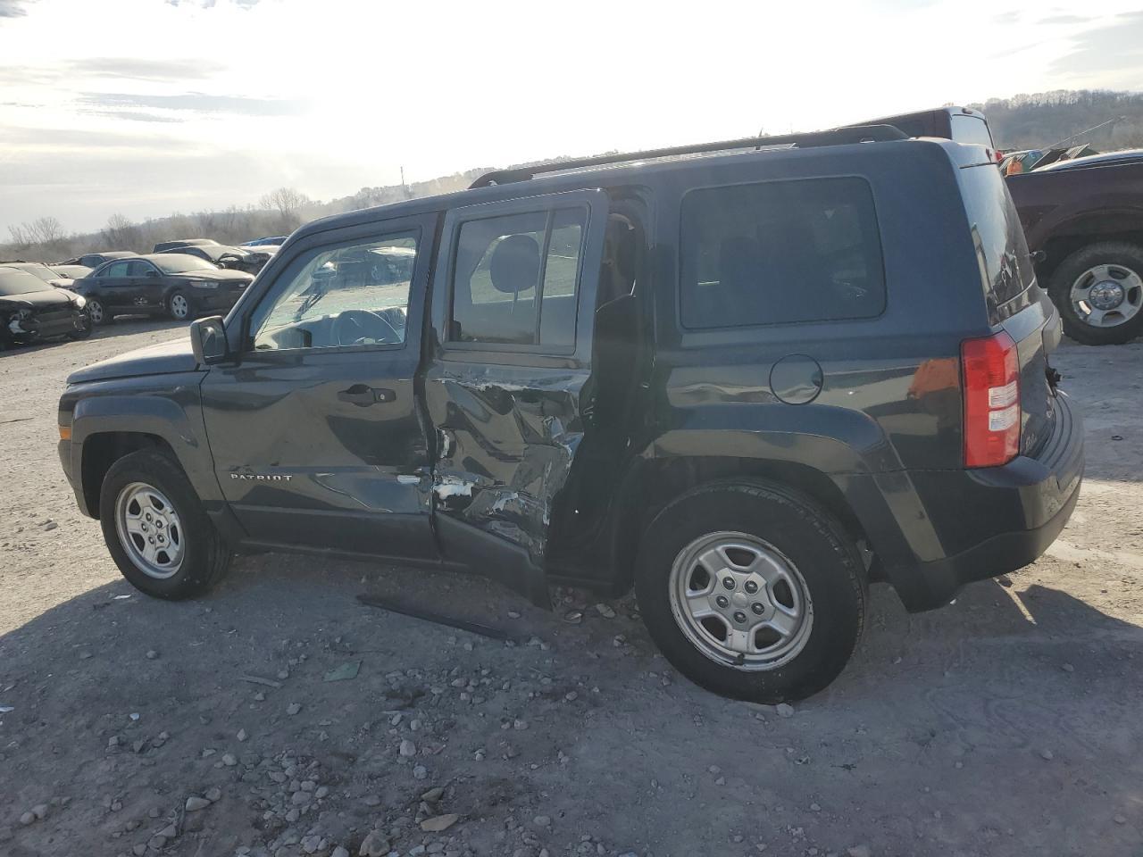 2015 JEEP PATRIOT SP - Фото 2