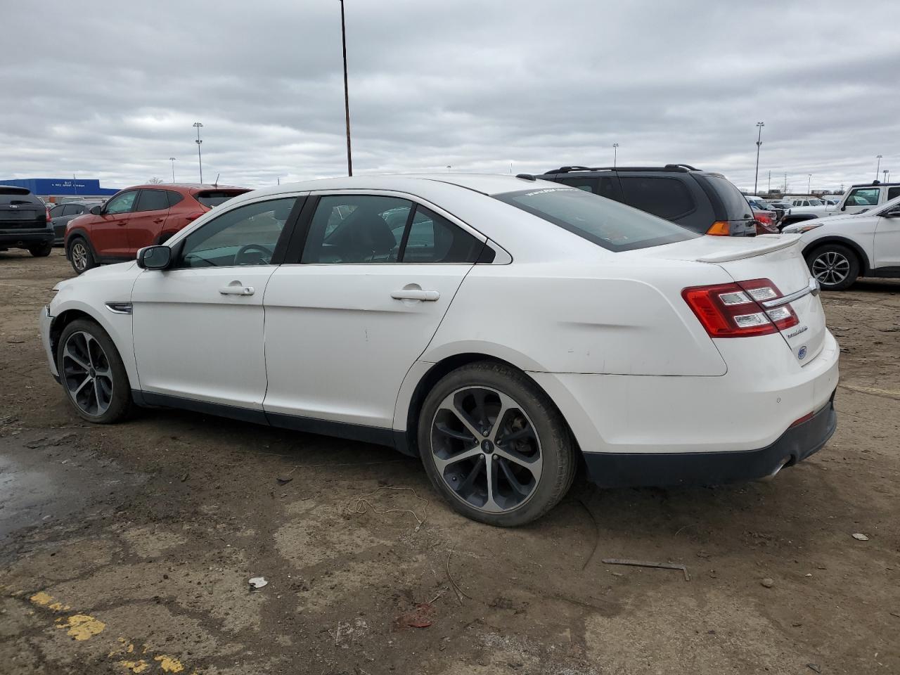 2014 FORD TAURUS SEL - Фото 2