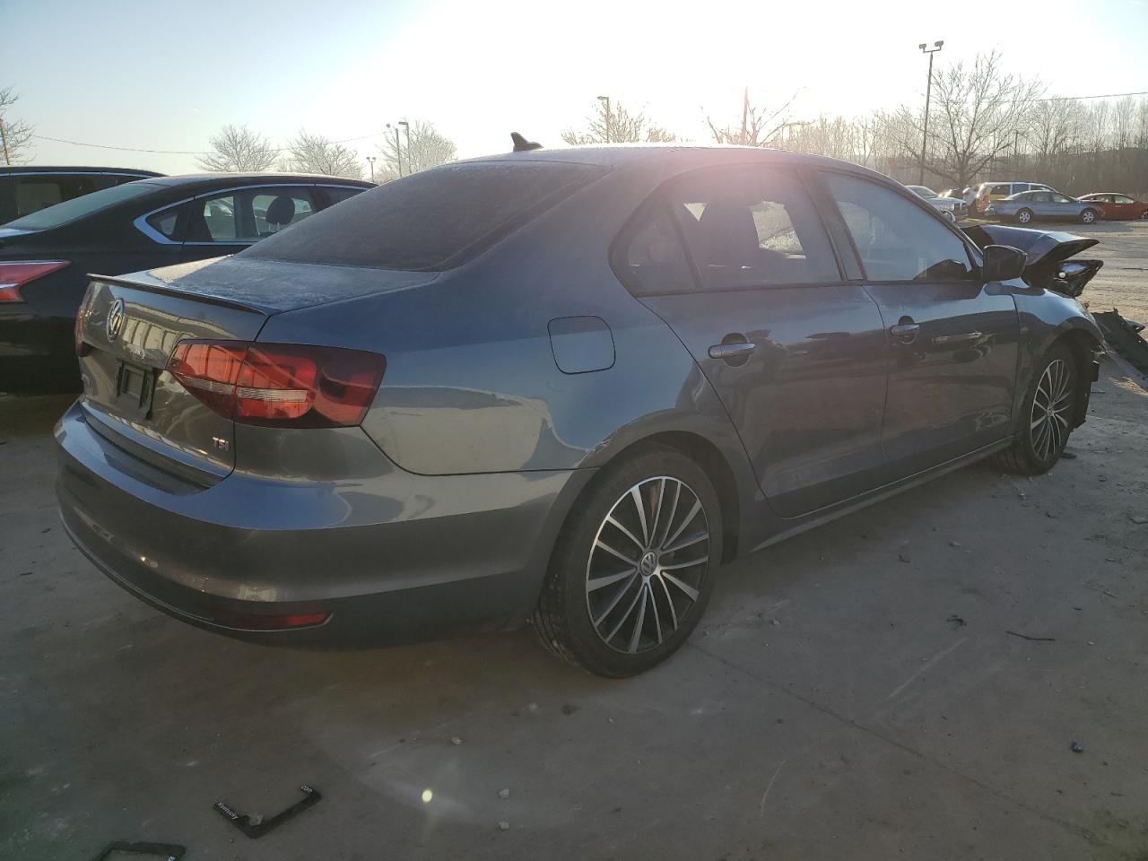 2016 VOLKSWAGEN JETTA SPOR - Фото 3