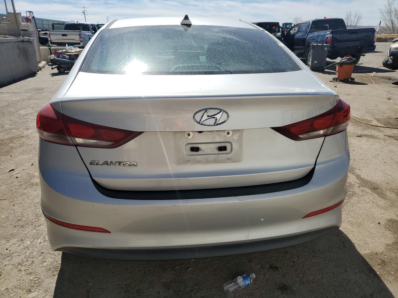 2017 HYUNDAI ELANTRA SE - Фото 6