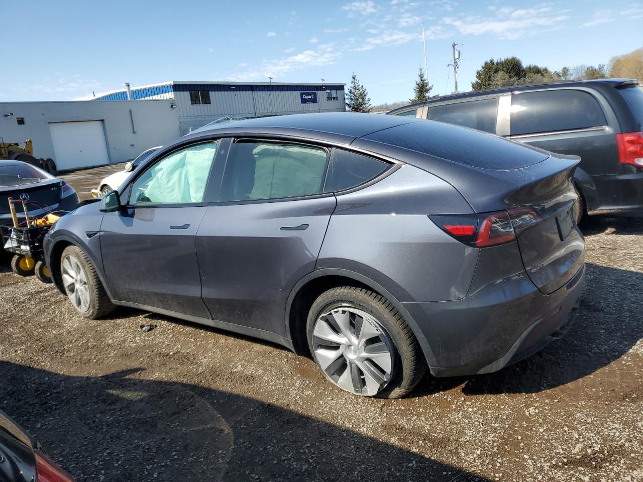 2023 TESLA MODEL Y - Фото 2