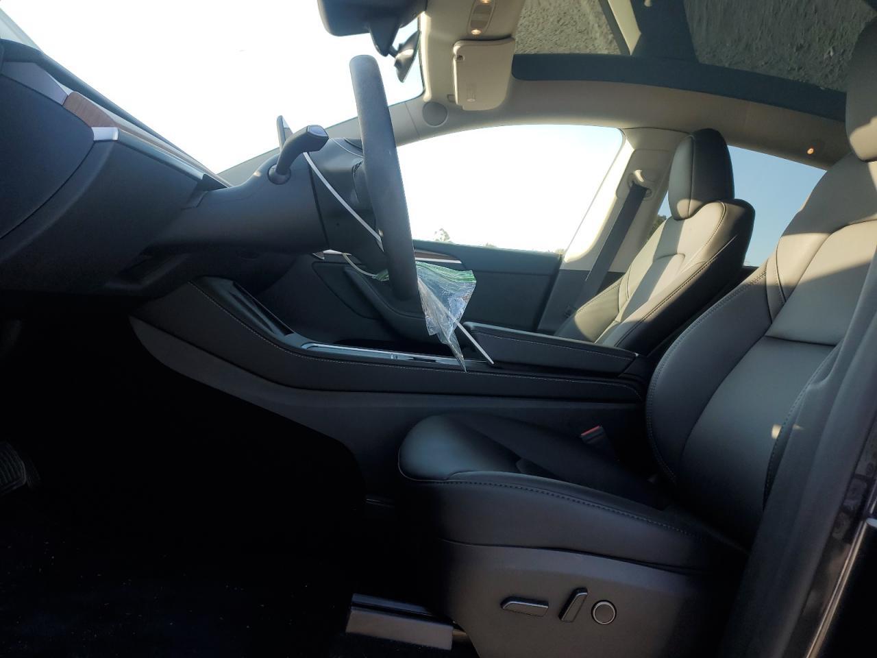 2024 TESLA MODEL Y - Image 7