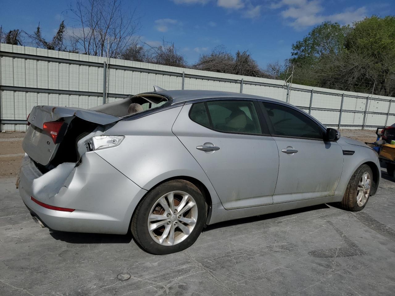 2013 KIA OPTIMA LX - Фото 3