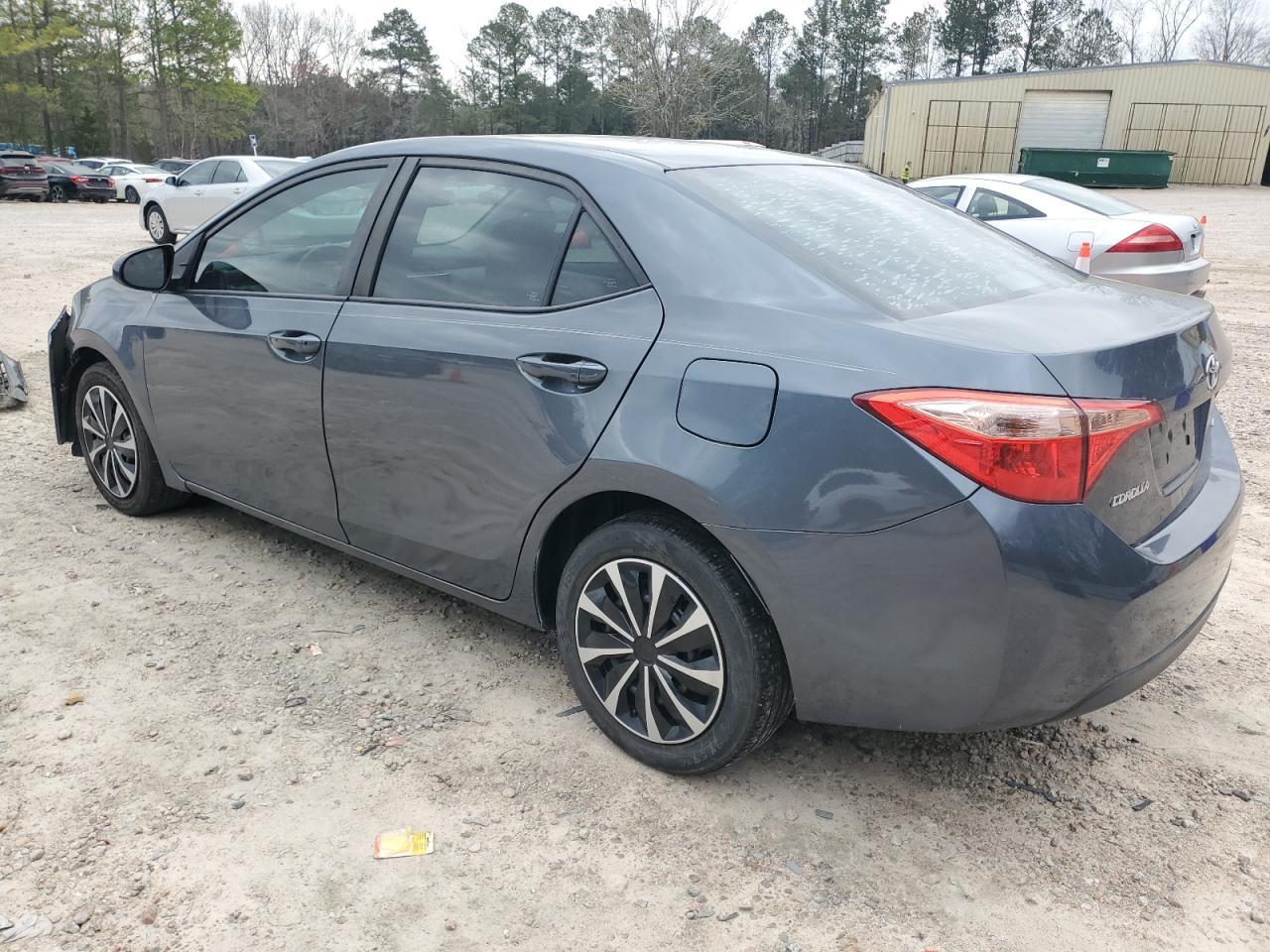 2018 TOYOTA COROLLA L - Фото 2