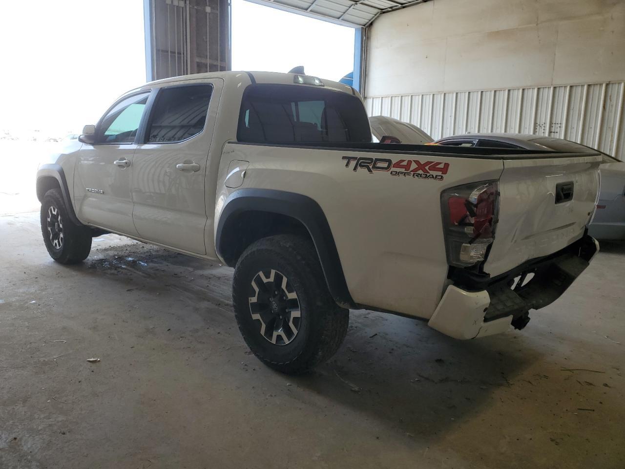 2023 TOYOTA TACOMA DOU - Фото 2