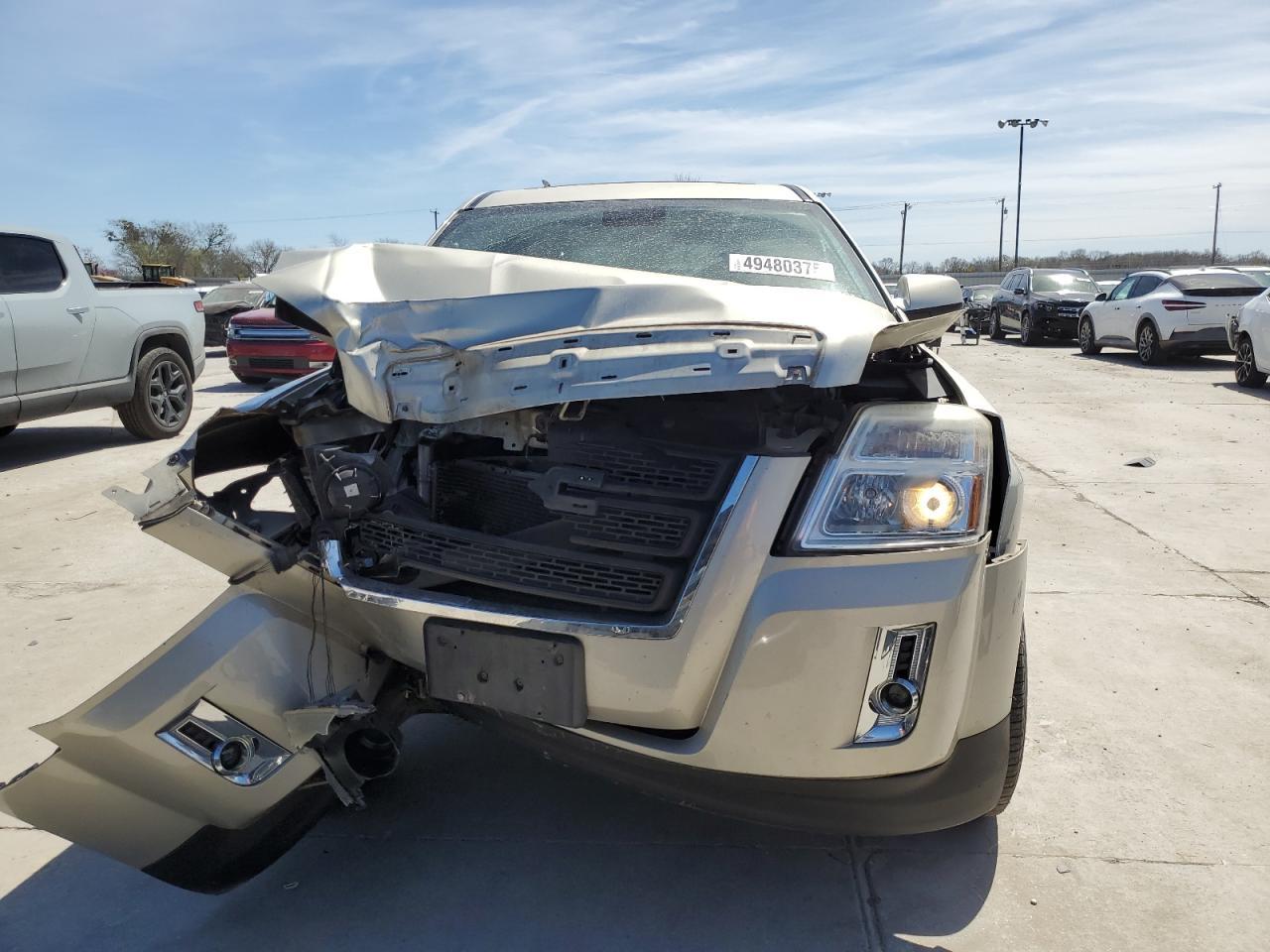 2014 GMC TERRAIN SL - Image 5
