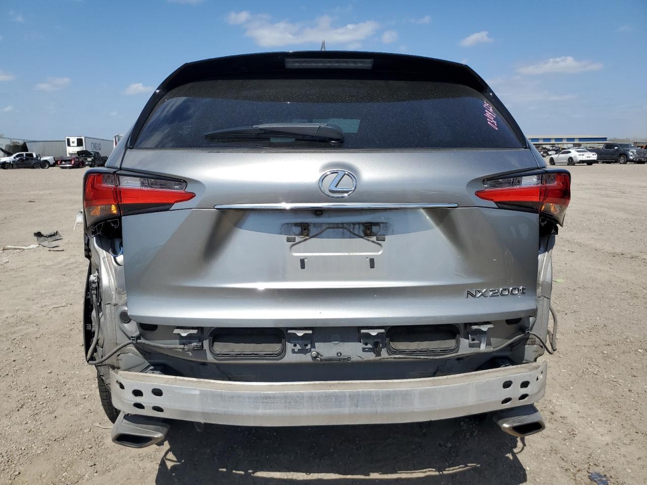 2017 LEXUS NX 200T BA - Фото 6
