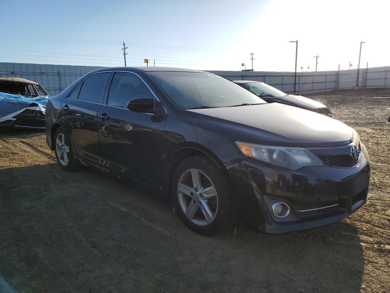 2014 TOYOTA CAMRY L - Фото 4