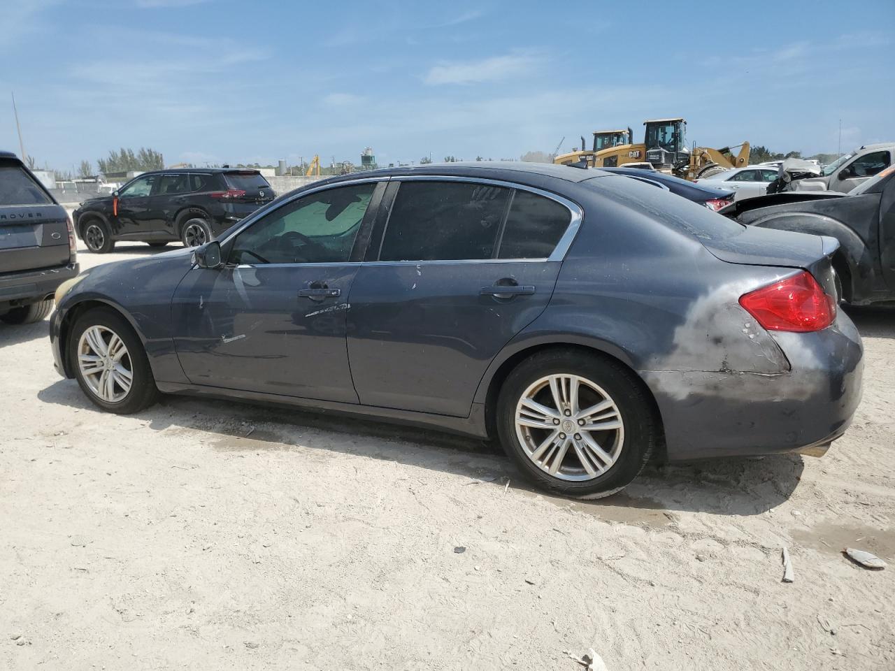 2012 INFINITI G37 BASE - Image 2