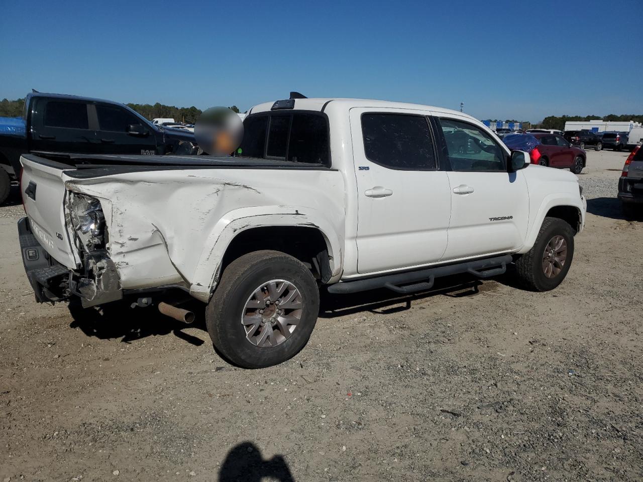 2017 TOYOTA TACOMA DOU - Фото 3