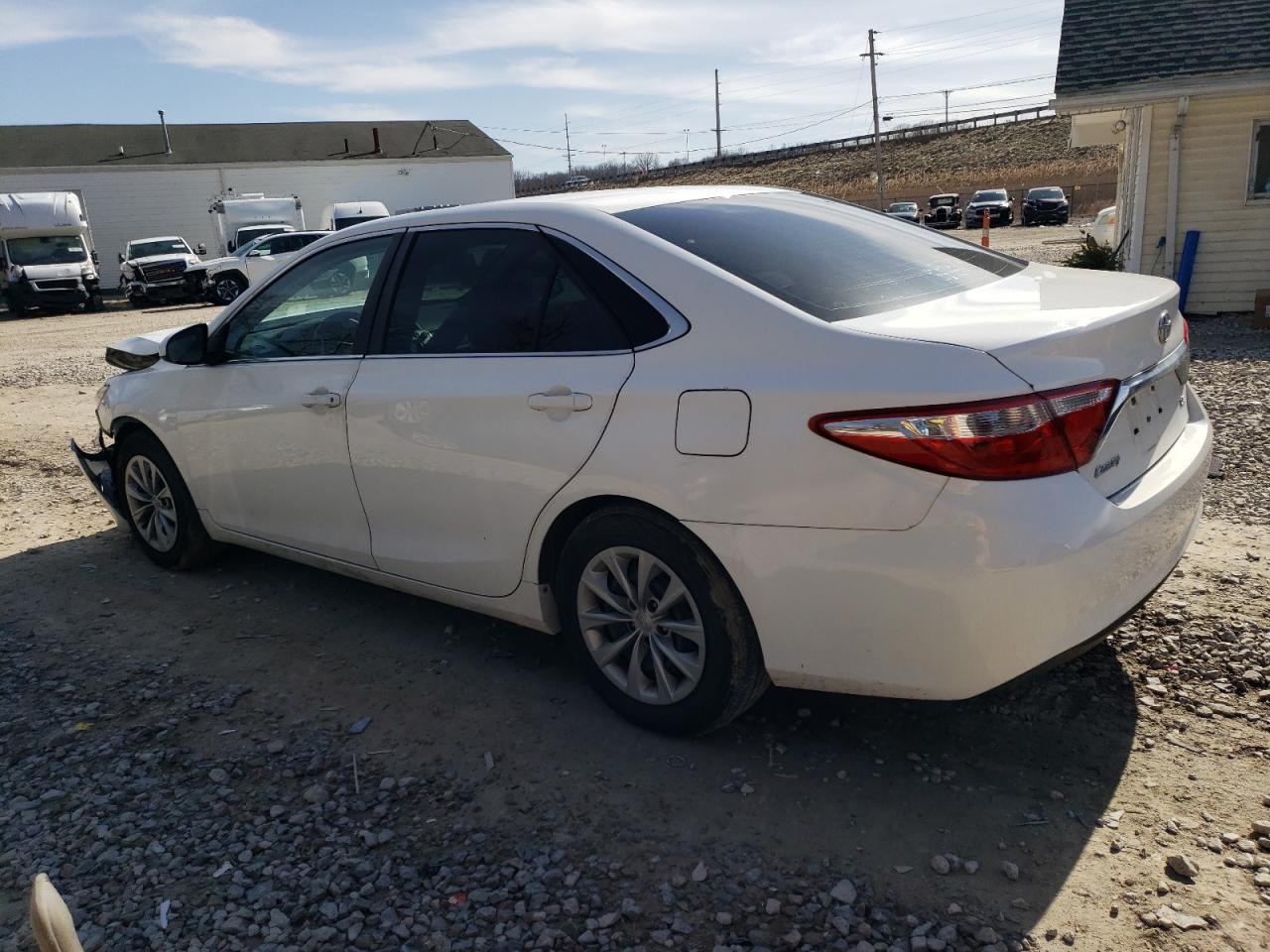 2017 TOYOTA CAMRY LE - Image 2