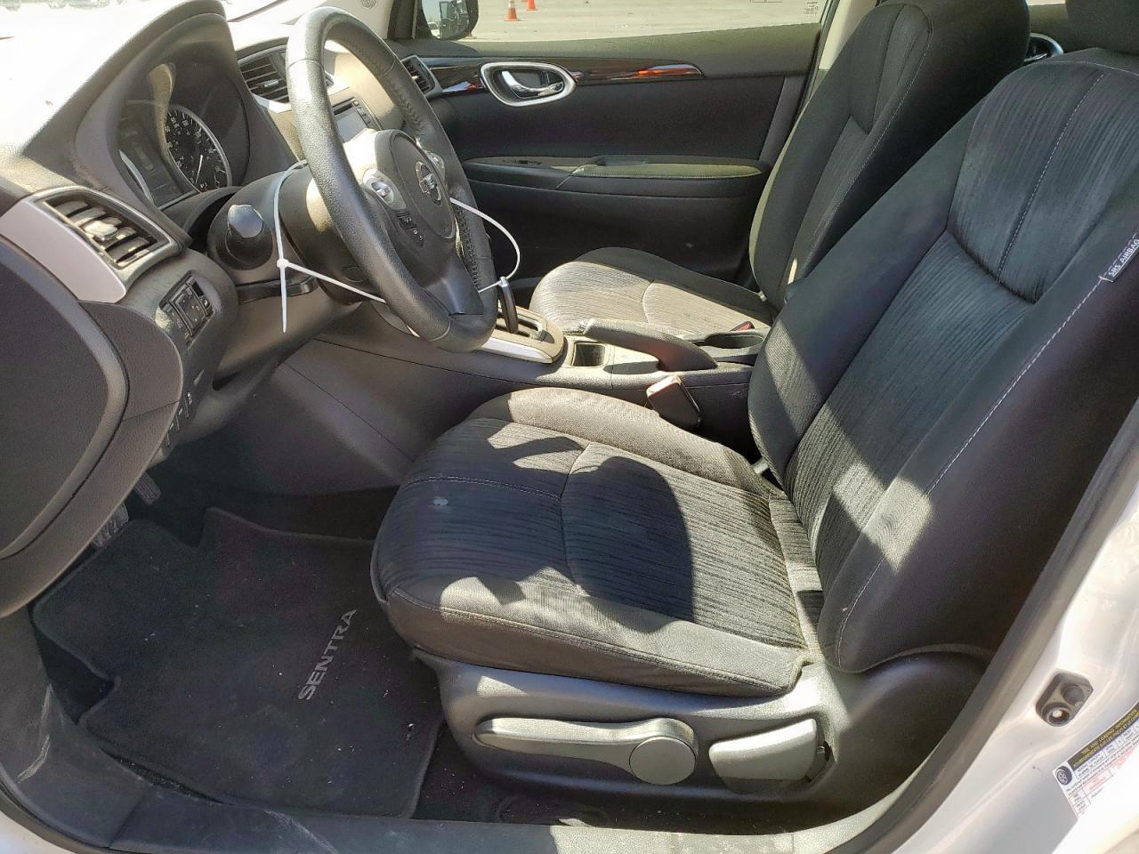 2017 NISSAN SENTRA S - Фото 7