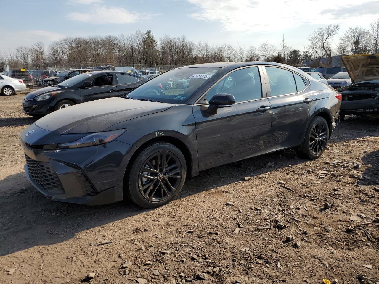 2025 TOYOTA CAMRY XSE