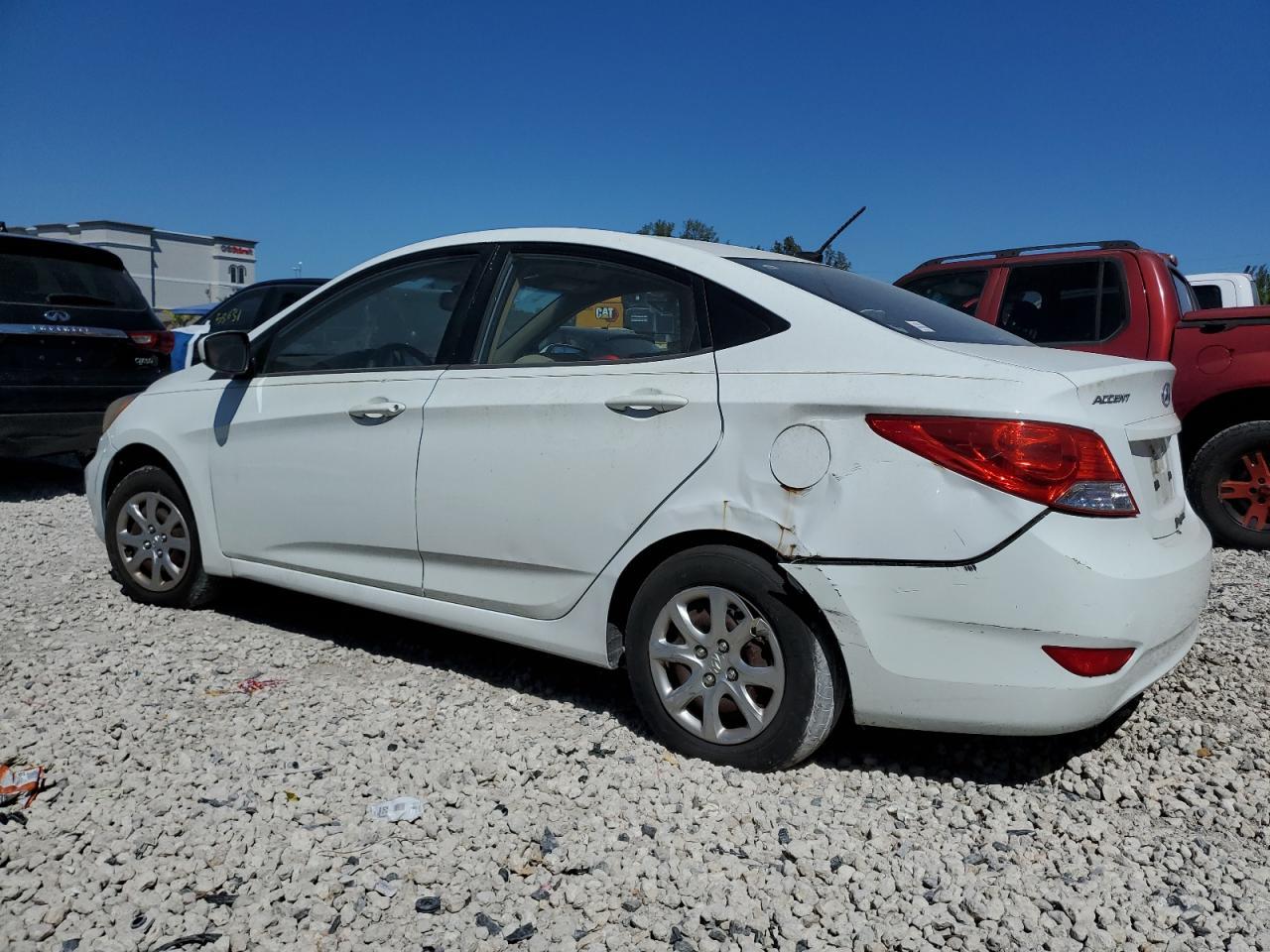 2012 HYUNDAI ACCENT GLS - Image 2