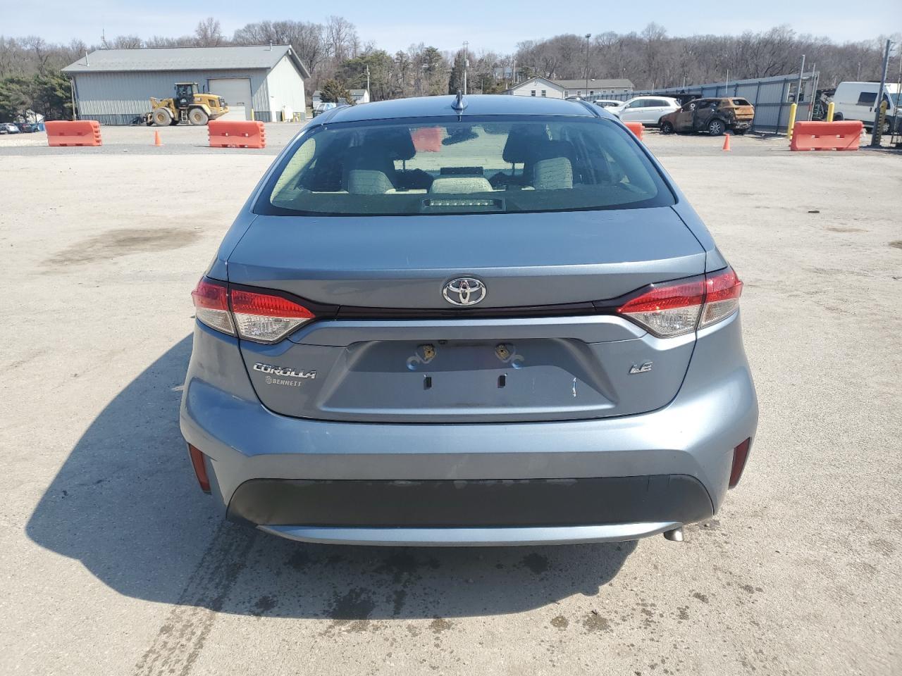 2021 TOYOTA COROLLA LE - Фото 6