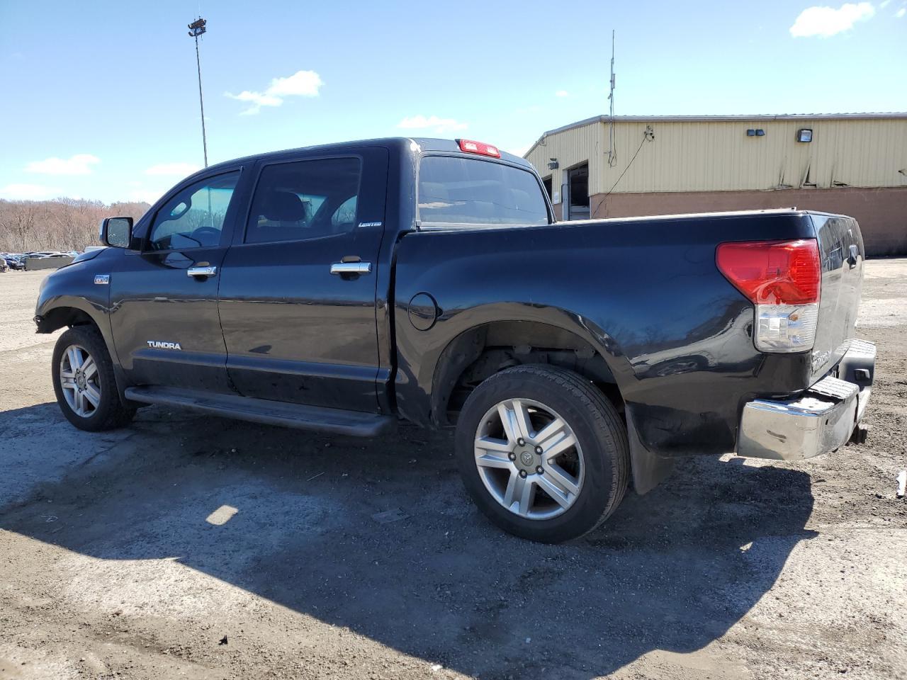 2011 TOYOTA TUNDRA CRE - Image 2