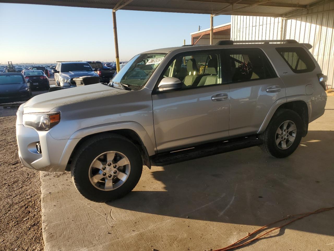 2024 TOYOTA 4RUNNER SR