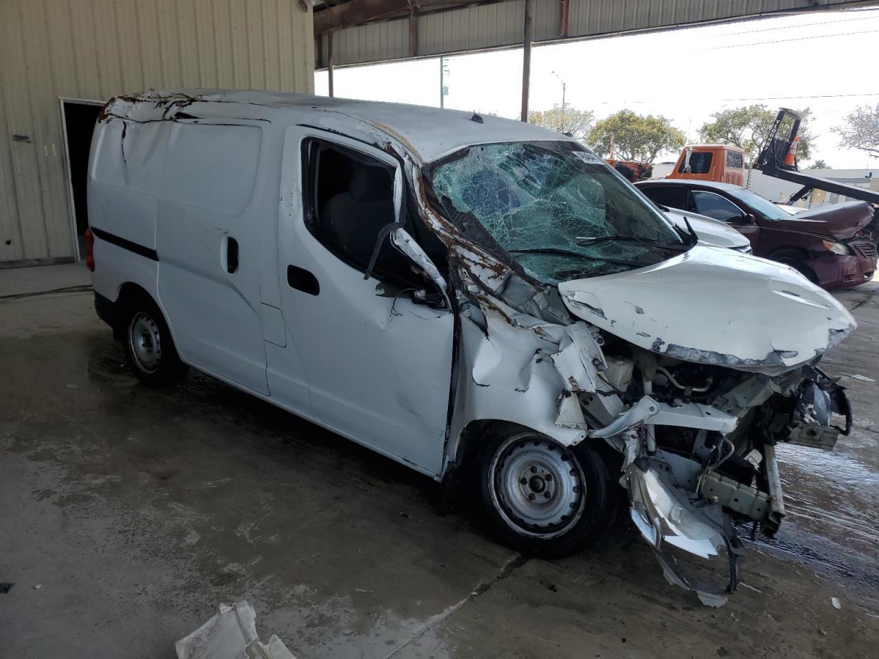 2015 NISSAN NV200 2.5S - Фото 4