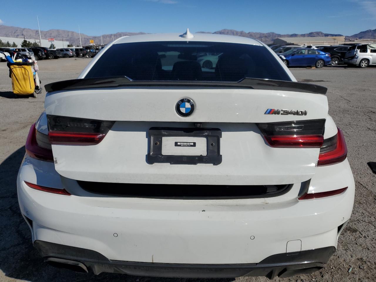 2022 BMW M340I - Фото 6