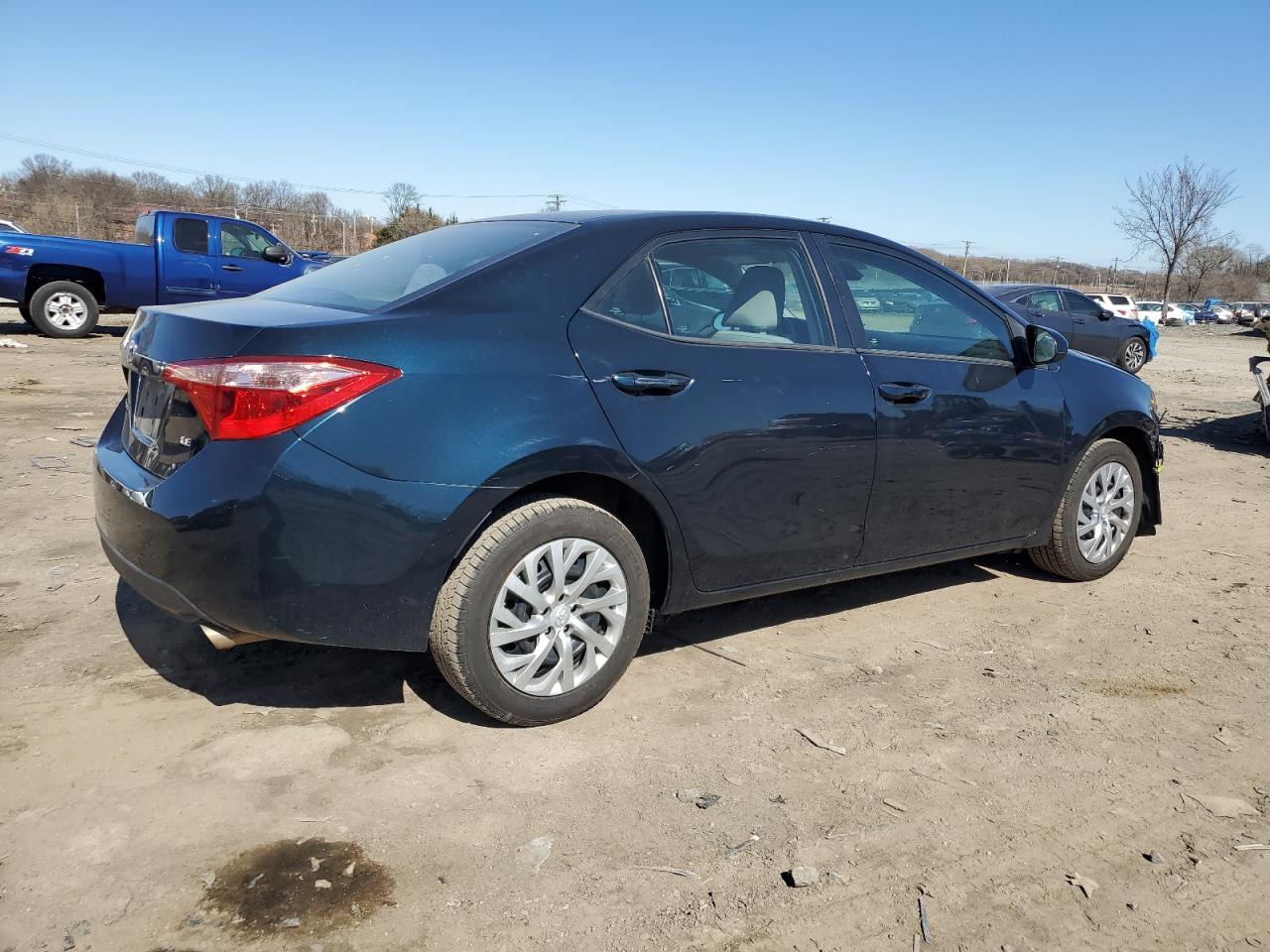 2018 TOYOTA COROLLA L - Image 3