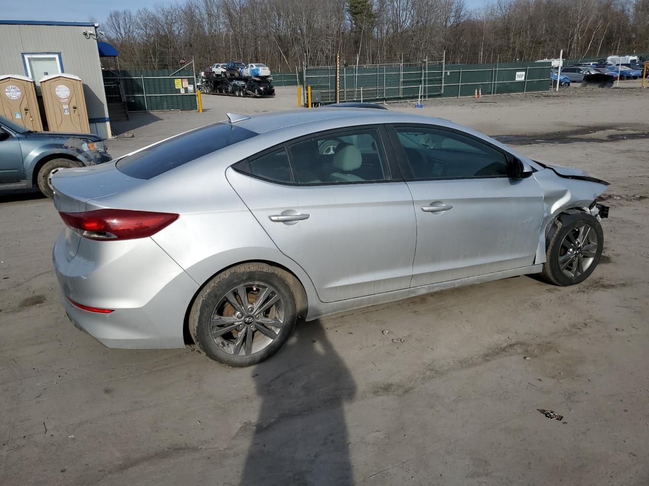 2017 HYUNDAI ELANTRA SE - Фото 3