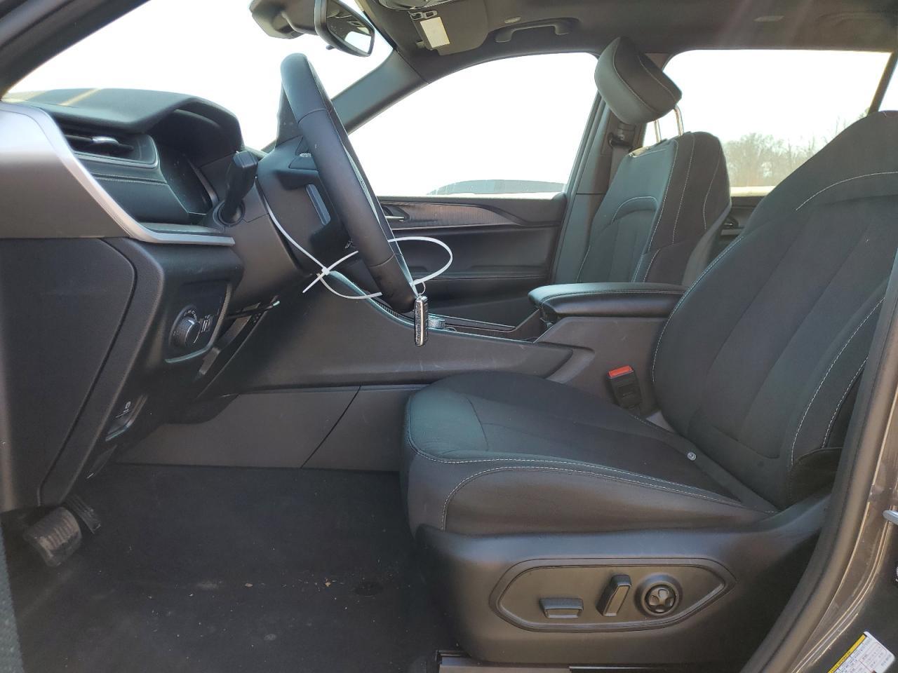 2024 JEEP GRAND CHER - Фото 7