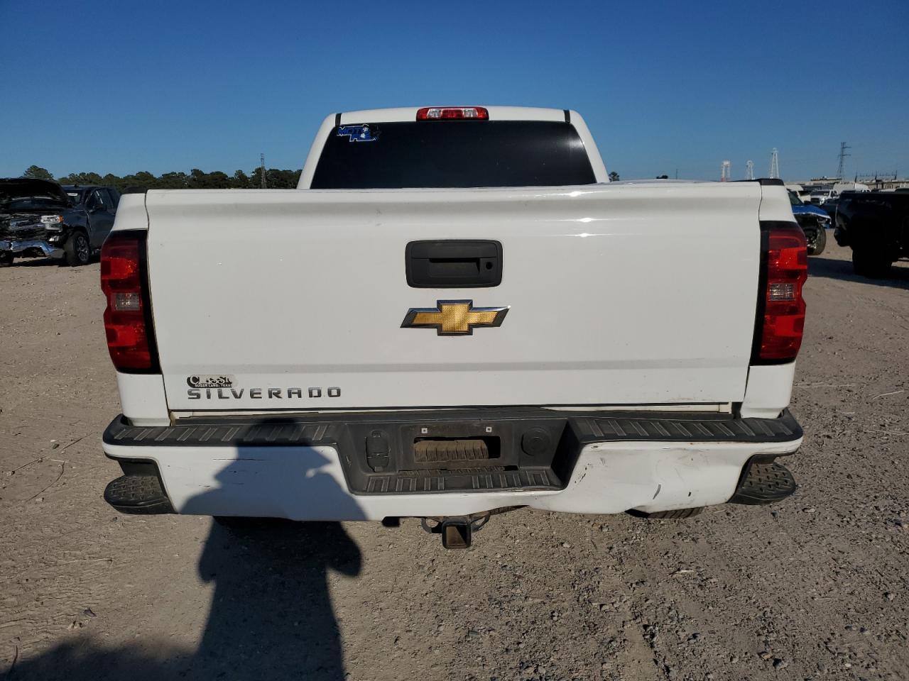 2017 CHEVROLET SILVERADO - Image 6