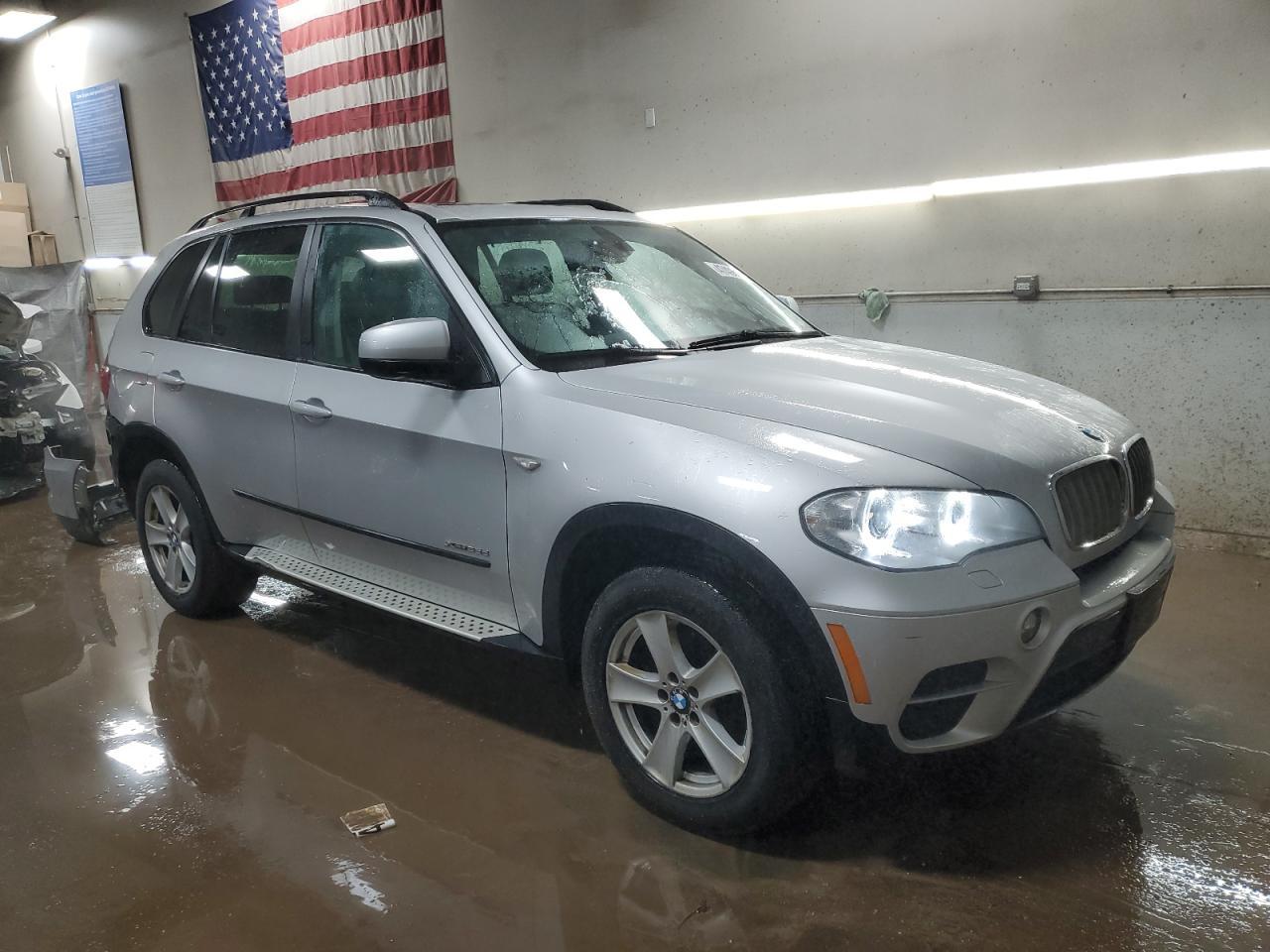2012 BMW X5 XDRIVE3 - Image 4
