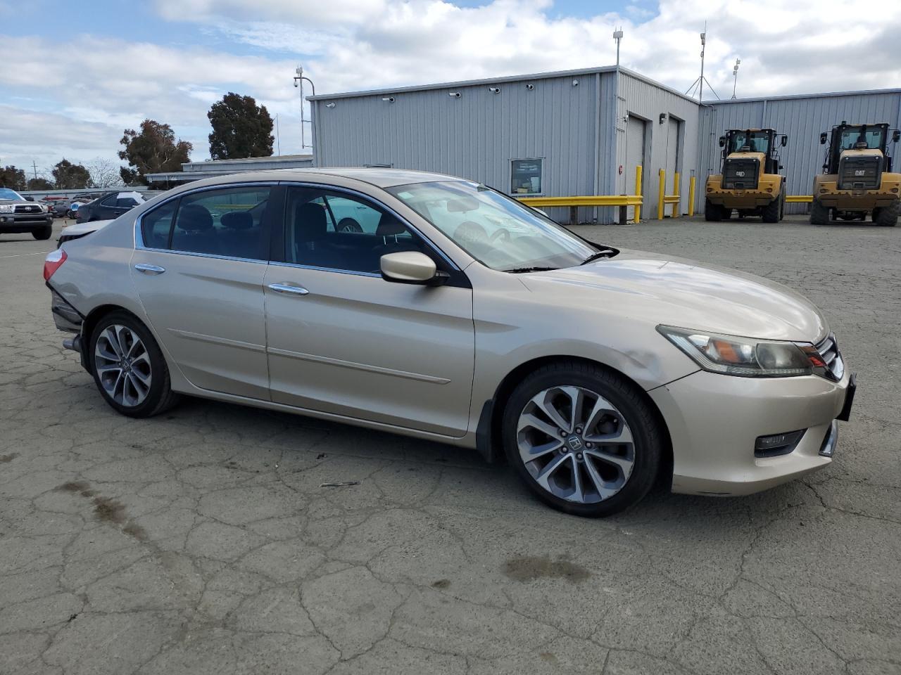 2014 HONDA ACCORD SPO - Image 4