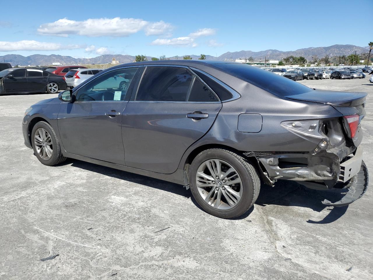 2016 TOYOTA CAMRY LE - Image 2