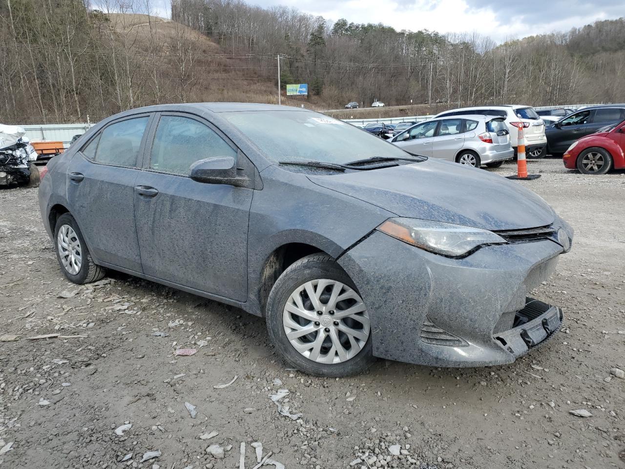 2018 TOYOTA COROLLA L - Image 4
