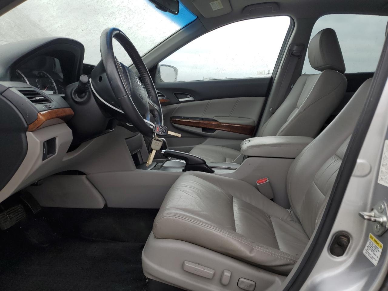 2012 HONDA ACCORD EXL - Image 7